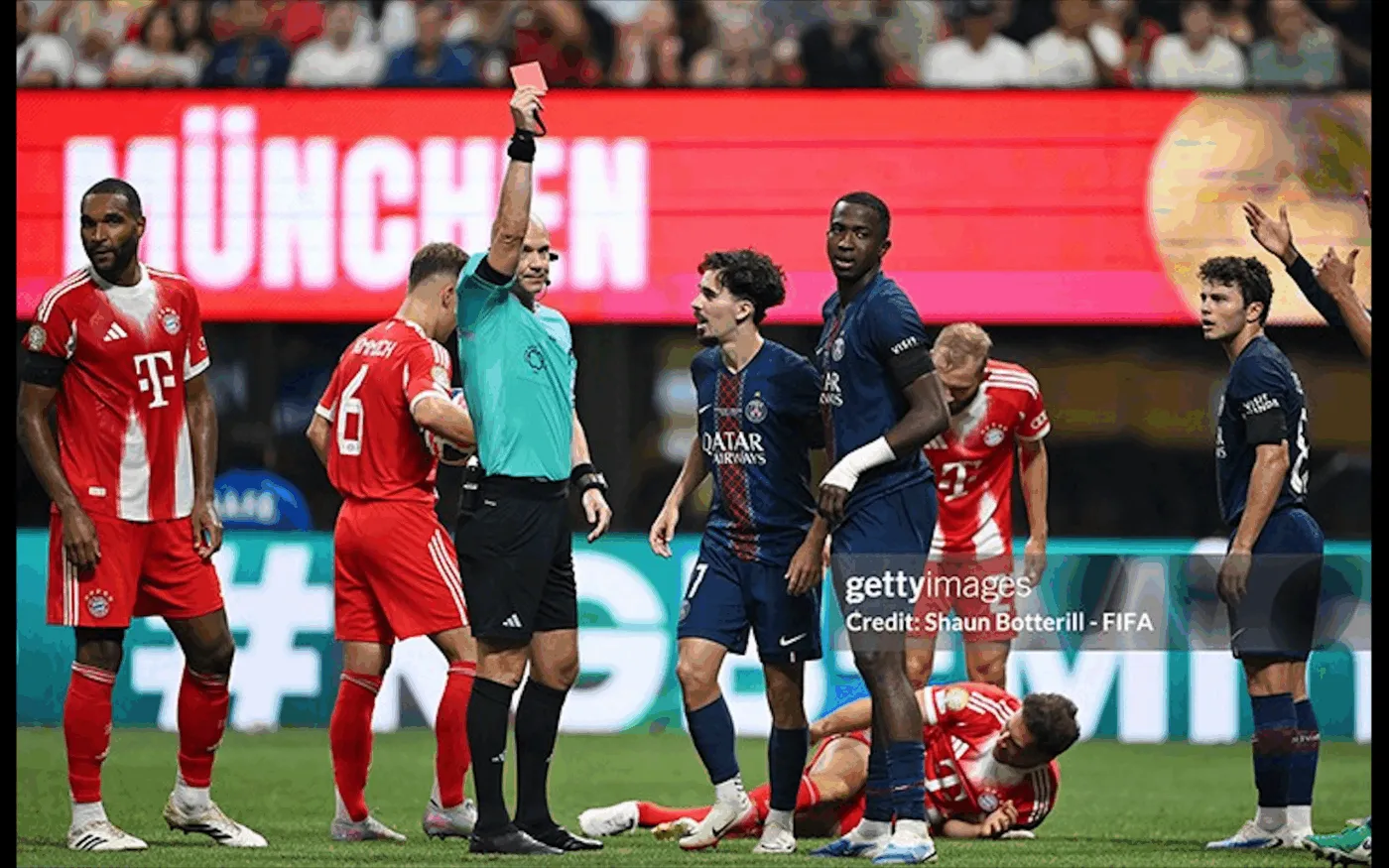 CLB PSG - Cuộc Dạo Chơi Của Nhà Vua - FIFA Club WC 2025 - id Bản lĩnh nhà vô địch giành chiến thắng với 9 người